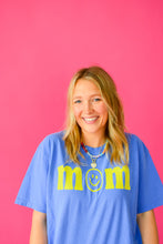 Load image into Gallery viewer, Mom Smile Tee