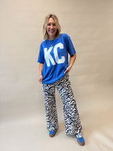 Load image into Gallery viewer, KC Distressed Tee
