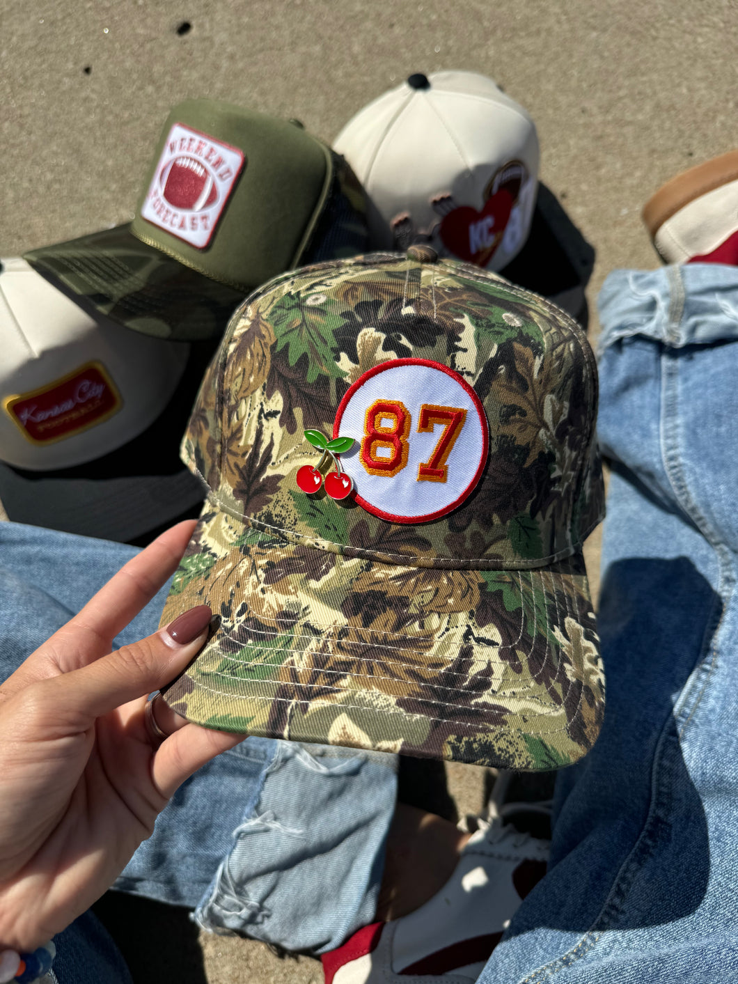 87 x Cherry Patch Hat