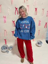 Load image into Gallery viewer, Cupids Ski Club Crewneck
