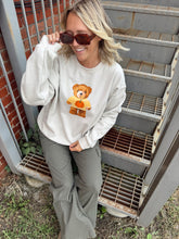 Load image into Gallery viewer, Pumpkin Teddy Crewneck
