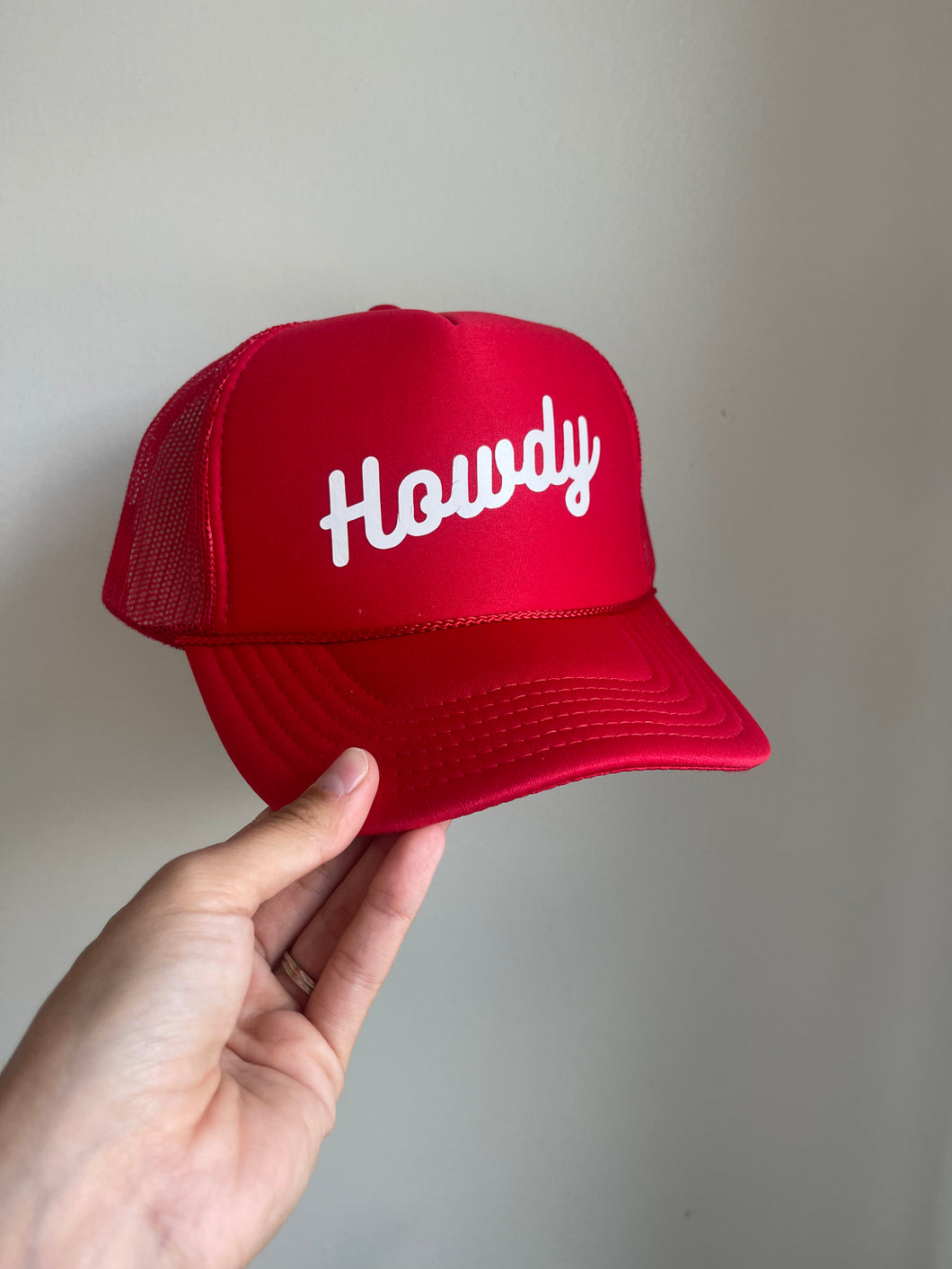 Howdy (script) Trucker Hat